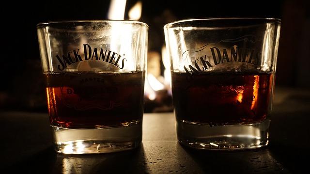 Jak správně užívat Jack Daniels a lepek: Bezpečné množství a pravidla consumption