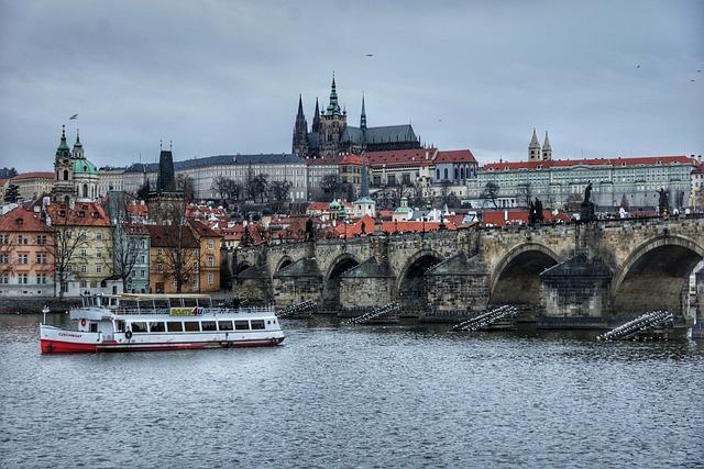 Zakysaná smetana jako skvělá volba i pro lidi, kteří chtějí snižovat hladinu cukru ve stravě